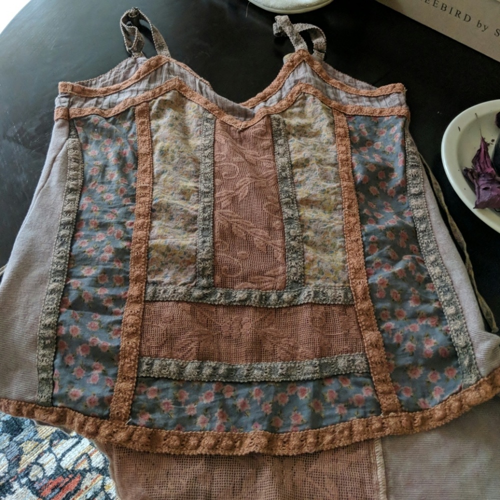 Gimmicks tank medium